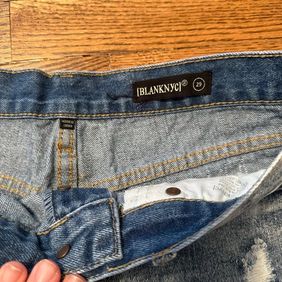 ⭐️ Blank NYC High-Rise Distressed Jean Shorts