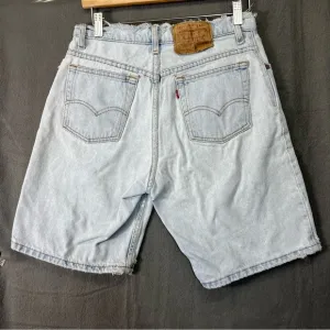 1990s sz 11 Levi’s vintage longline hightwaisted shorts distressed