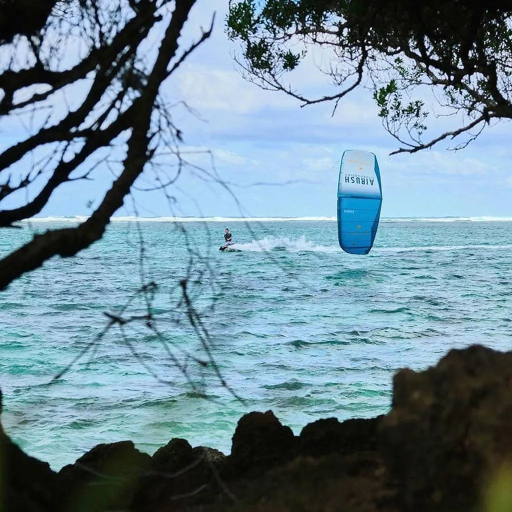 2024 Airush Lithium V13 Kite
