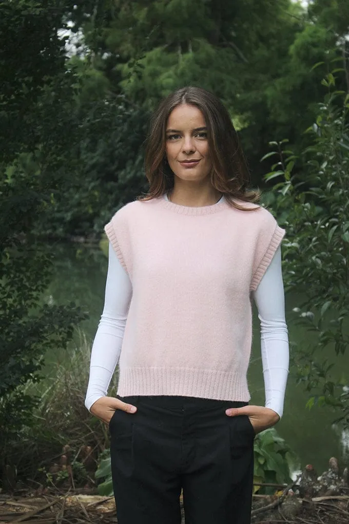 Alpaca Plain Crew Neck Vest Lothlorian
