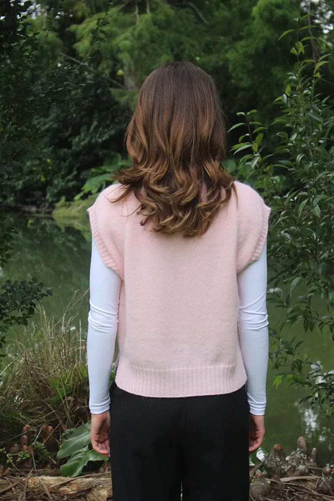 Alpaca Plain Crew Neck Vest Lothlorian