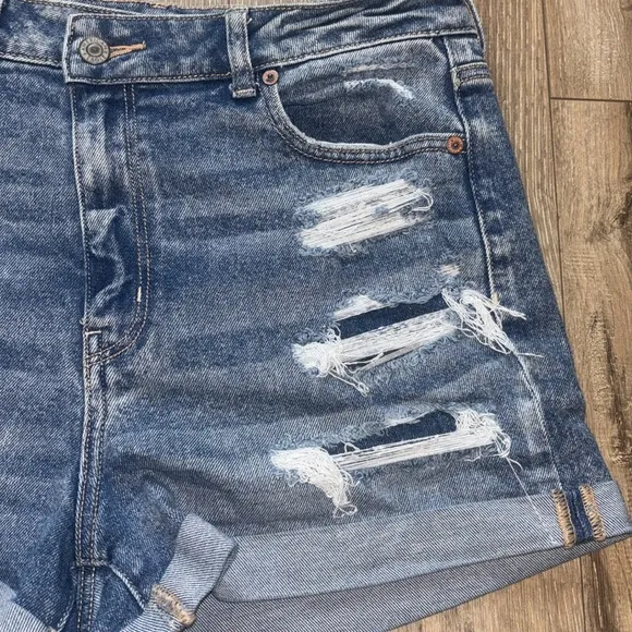 American Eagle Distressed Mom Shorts