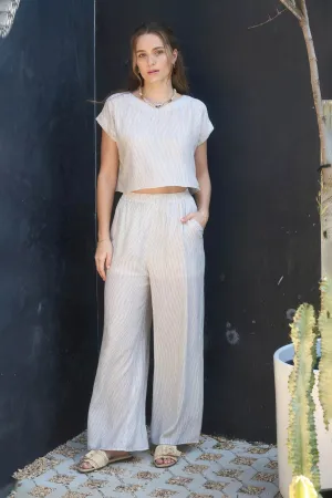 Back Button Lounge Set