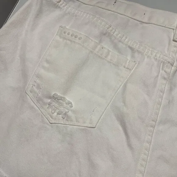 Blank NYC Women's NWOT White Button Fly Hi Rise Rigid Distressed Jean Shorts 20W