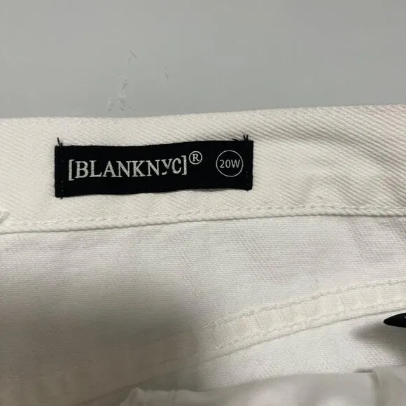 Blank NYC Women's NWOT White Button Fly Hi Rise Rigid Distressed Jean Shorts 20W