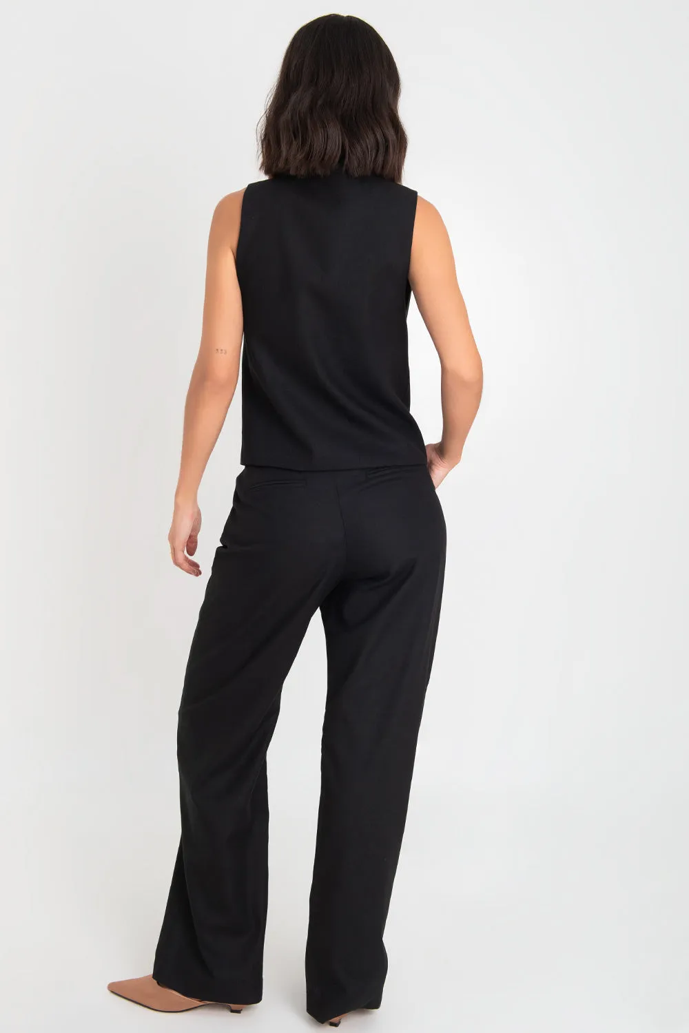 Blusa sin mangas escote con lazos en contraste