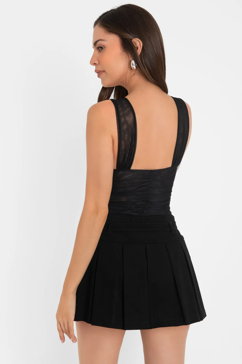 Body de mesh plisado escote corazón con cut out