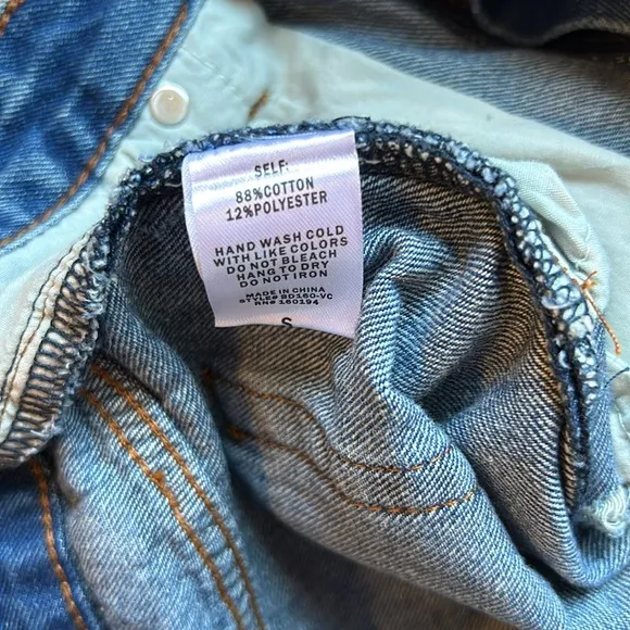 By Together Distressed High Rise Denim Shorts Size Small