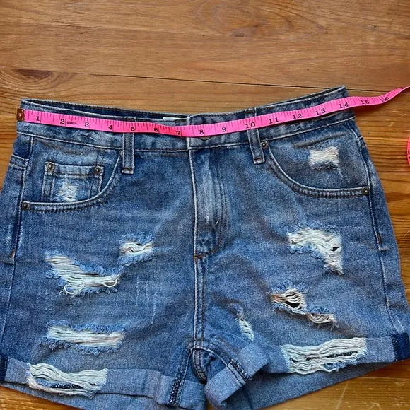 By Together Distressed High Rise Denim Shorts Size Small