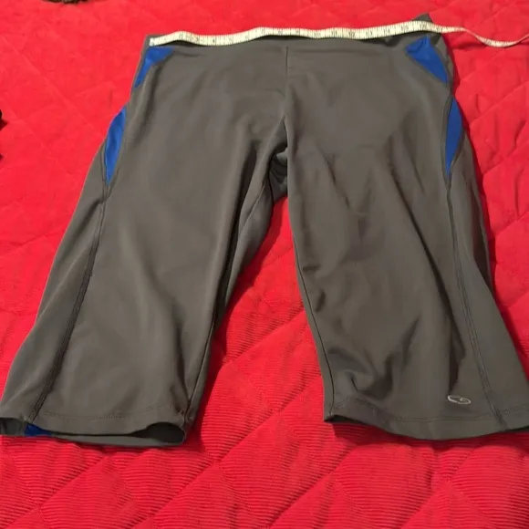 Champion Elastic Waist Long Shorts (4)