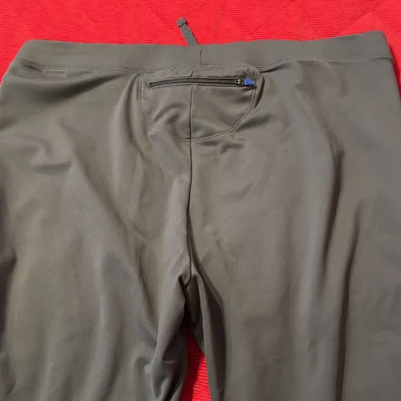 Champion Elastic Waist Long Shorts (4)