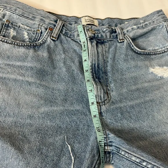 Citizens Of Humanity, Jean Distressed Women’s Shorts Size 30 Daphne