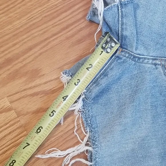 Distressed gap 1969 shorts 30