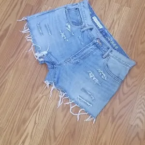 Distressed gap 1969 shorts 30