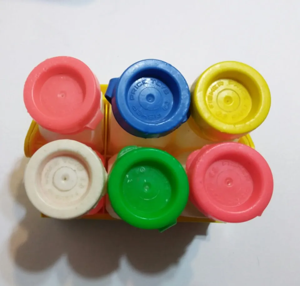 Fisher Price #637 Milk Jugs Bottles with Tops & Carrier