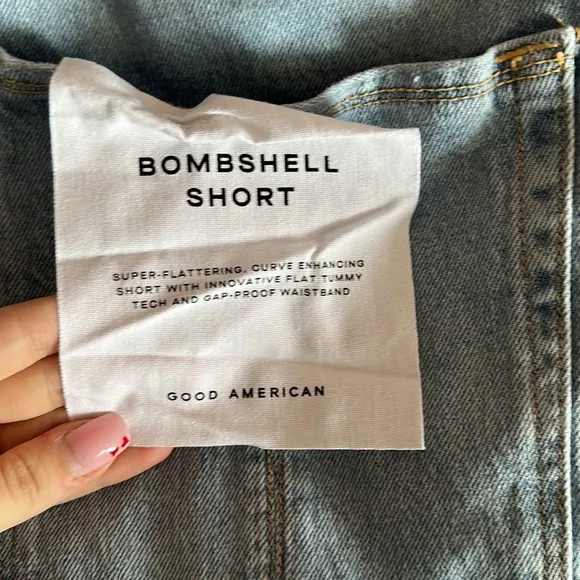 Good American Bombshell Short