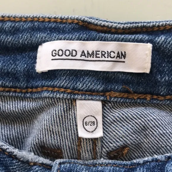 Good American Bombshell Short