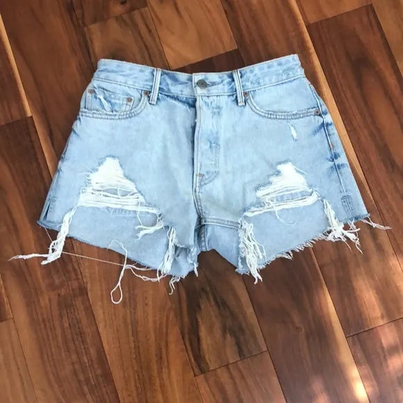 GRLFRND HELENA SHORTS IN DEATH VALLEY SIZE 26 BUTTON FLY &amp; DISTRESSING EUC
