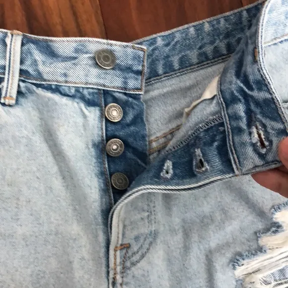 GRLFRND HELENA SHORTS IN DEATH VALLEY SIZE 26 BUTTON FLY &amp; DISTRESSING EUC