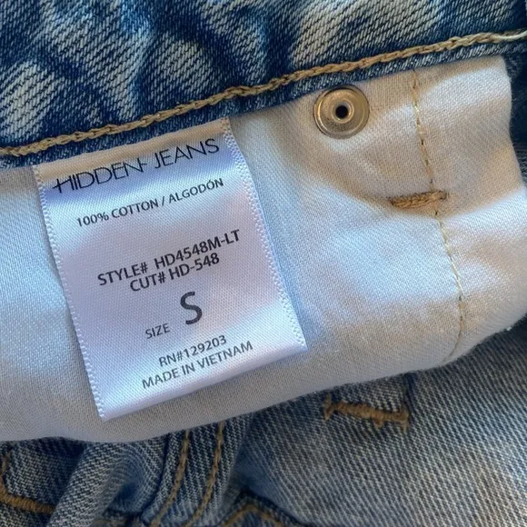 Hidden Distressed High Rise Shorts Size Small
