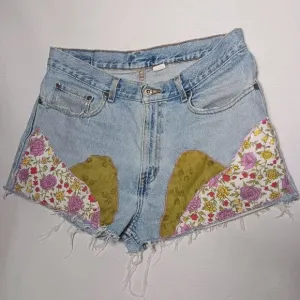 Jean Shorts Womens 34 Patchwork Hippie Upcycled Distressed Floral Blue OOAK READ