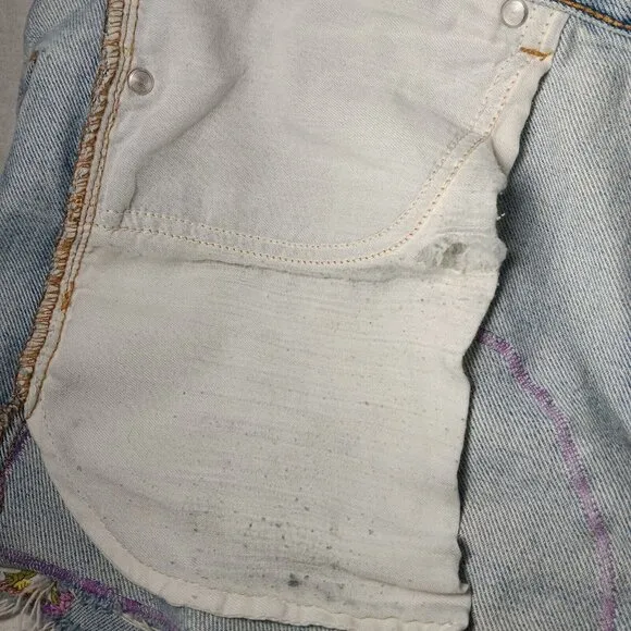 Jean Shorts Womens 34 Patchwork Hippie Upcycled Distressed Floral Blue OOAK READ