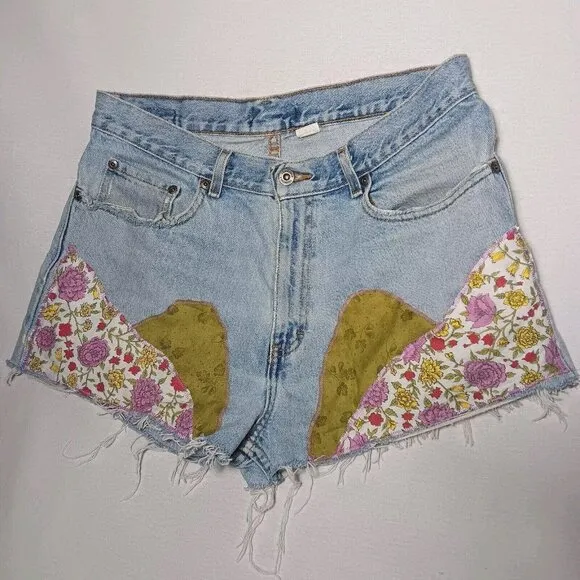 Jean Shorts Womens 34 Patchwork Hippie Upcycled Distressed Floral Blue OOAK READ