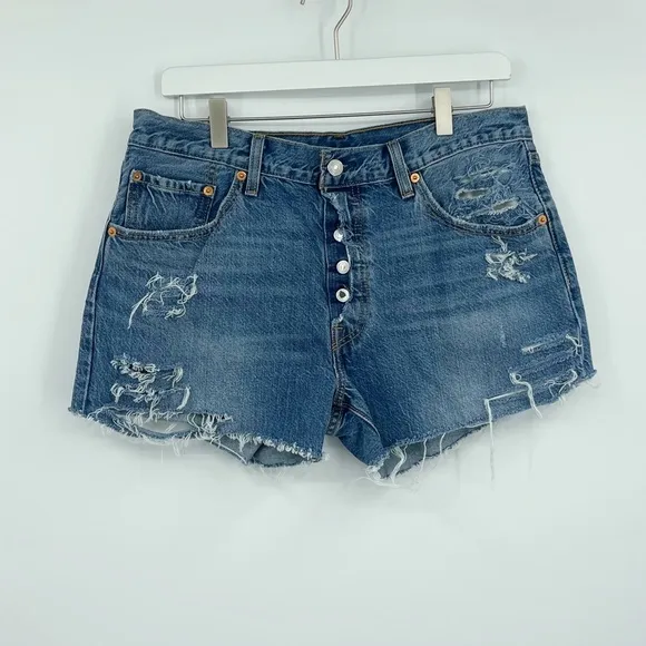 Levi’s 501 Custom Distressed Shorts Size 33