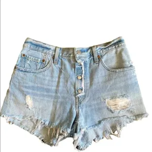 Levi’s 501 Mid Rise Distressed jean shorts size 30