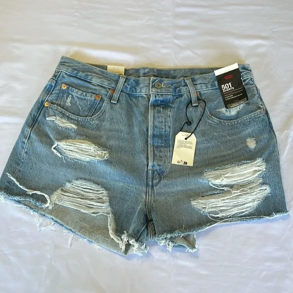Levi’s Premium 501 Jean Shorts Distressed High Rise Size 32 NWT
