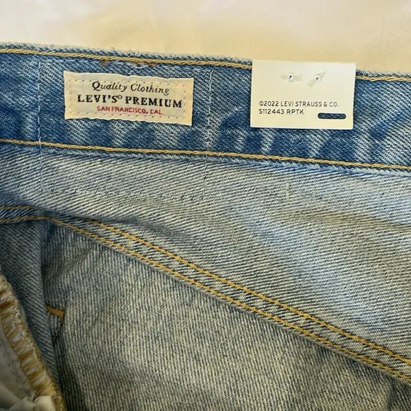 Levi’s Premium 501 Jean Shorts Distressed High Rise Size 32 NWT