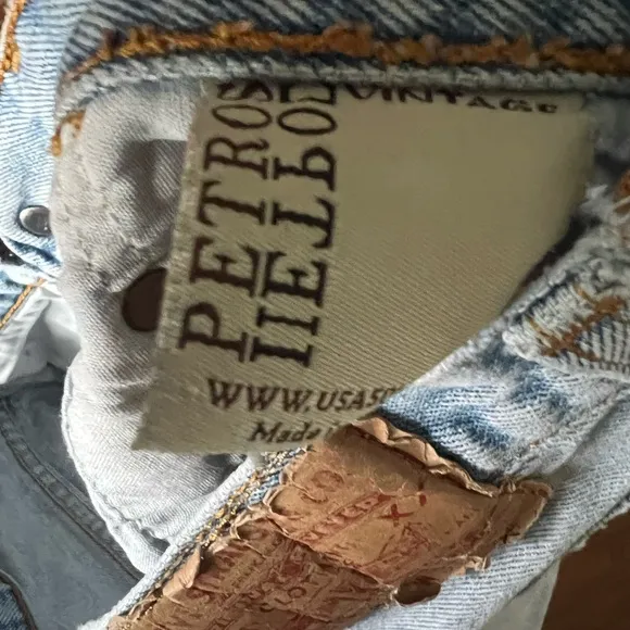 Levi’s shorts size 31
