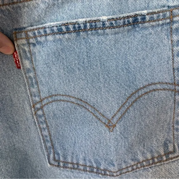 Levi’s Wedgie High Rise Shorts Size 29