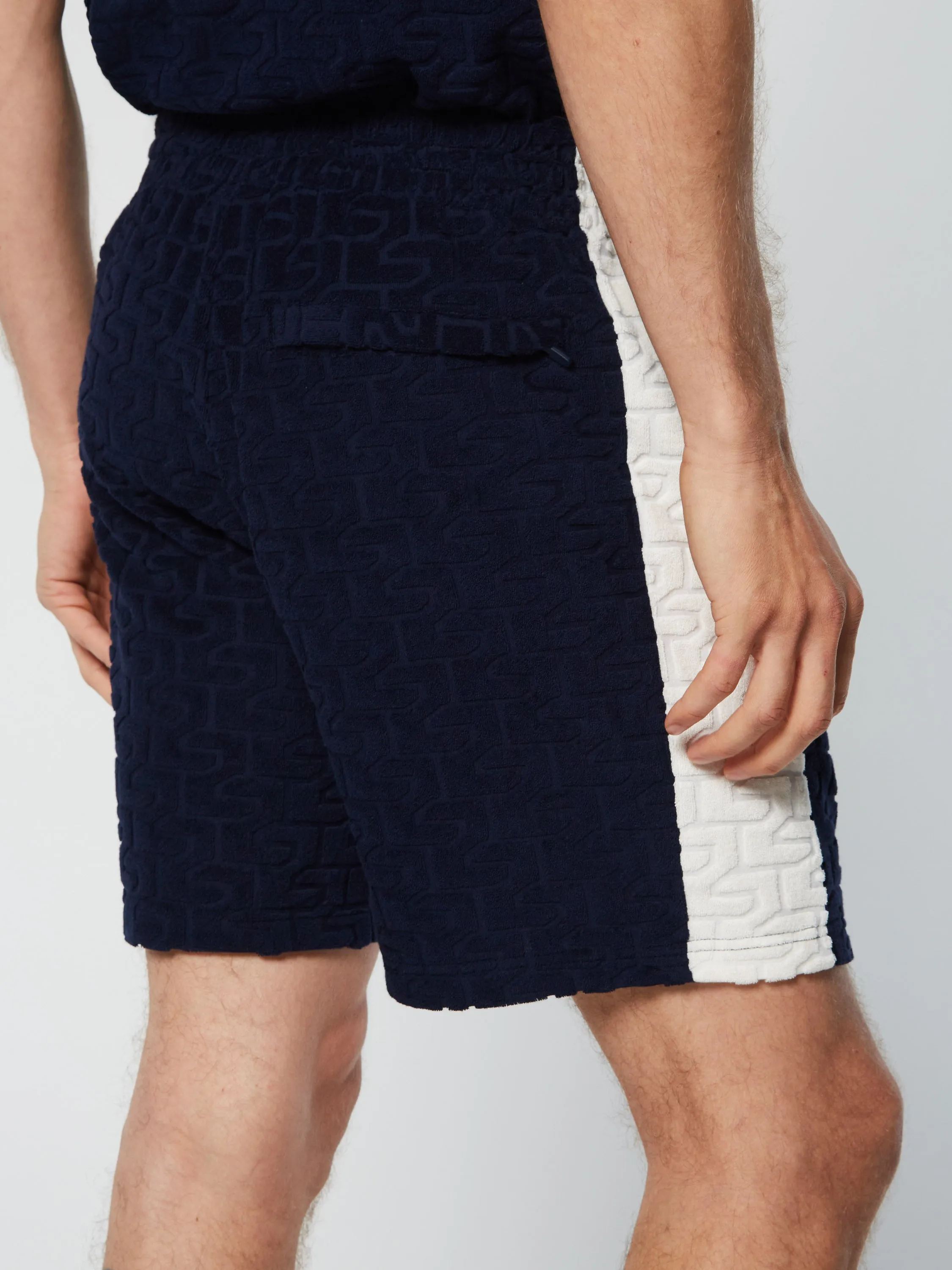 Livata Monogram Short- Maritime Blue