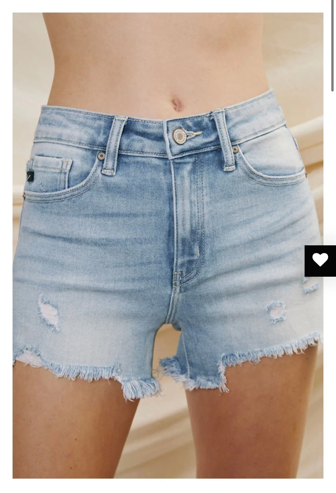 MED WASH HIGH RISE SHORTS