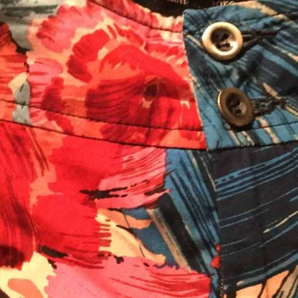 Nanette leopore Floral 3&quot; inseam shorts pink &amp;blue