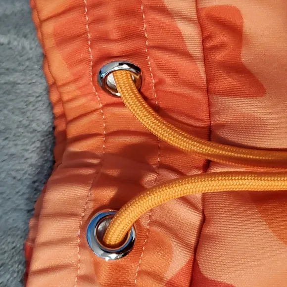 Niamer Orange Camo Drawstring Shorts Size L