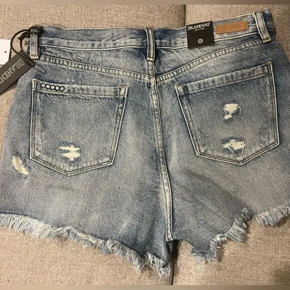 NWT blank nyc size 30 women's distressed shorts