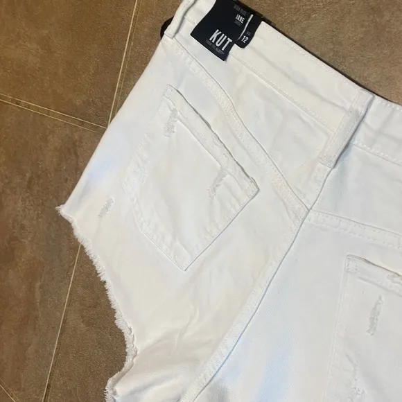 NwT Kut From The Kloth Jane High Rise Shorts!  12