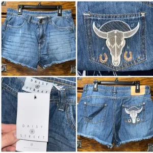 NWT! Urban Outfitters Daisy Street Steer Distressed Raw Hem Jean Shorts