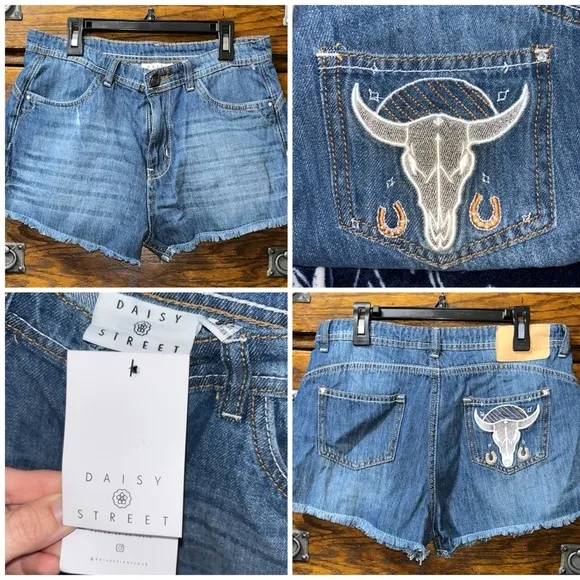 NWT! Urban Outfitters Daisy Street Steer Distressed Raw Hem Jean Shorts