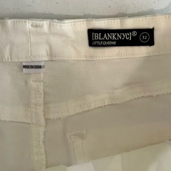 NWT Women’s Blank NYC Little Queenie White Shorts Size 32 #223