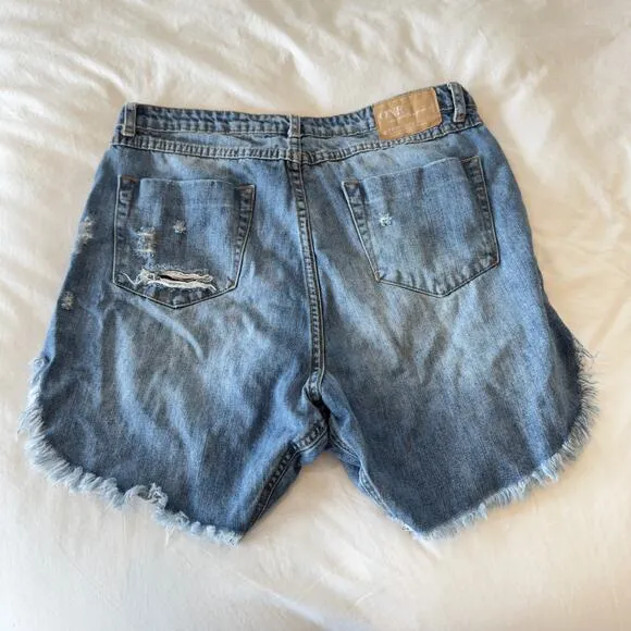 One Teaspoon Distressed Jean Shorts Size 28