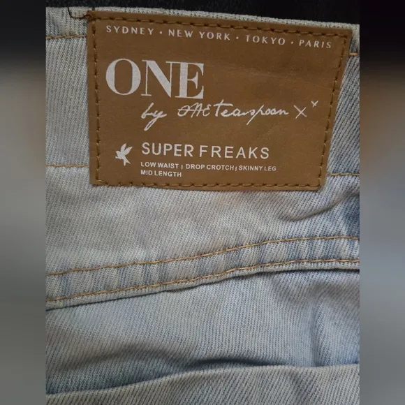 One Teaspoon jean shorts corset front tie drop crotch skinny leg mid length sz26