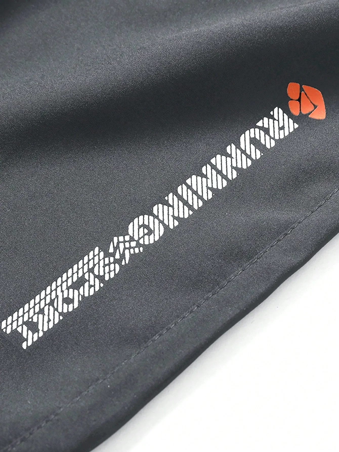 QA Men Letter Graphic Drawstring Waist Shorts