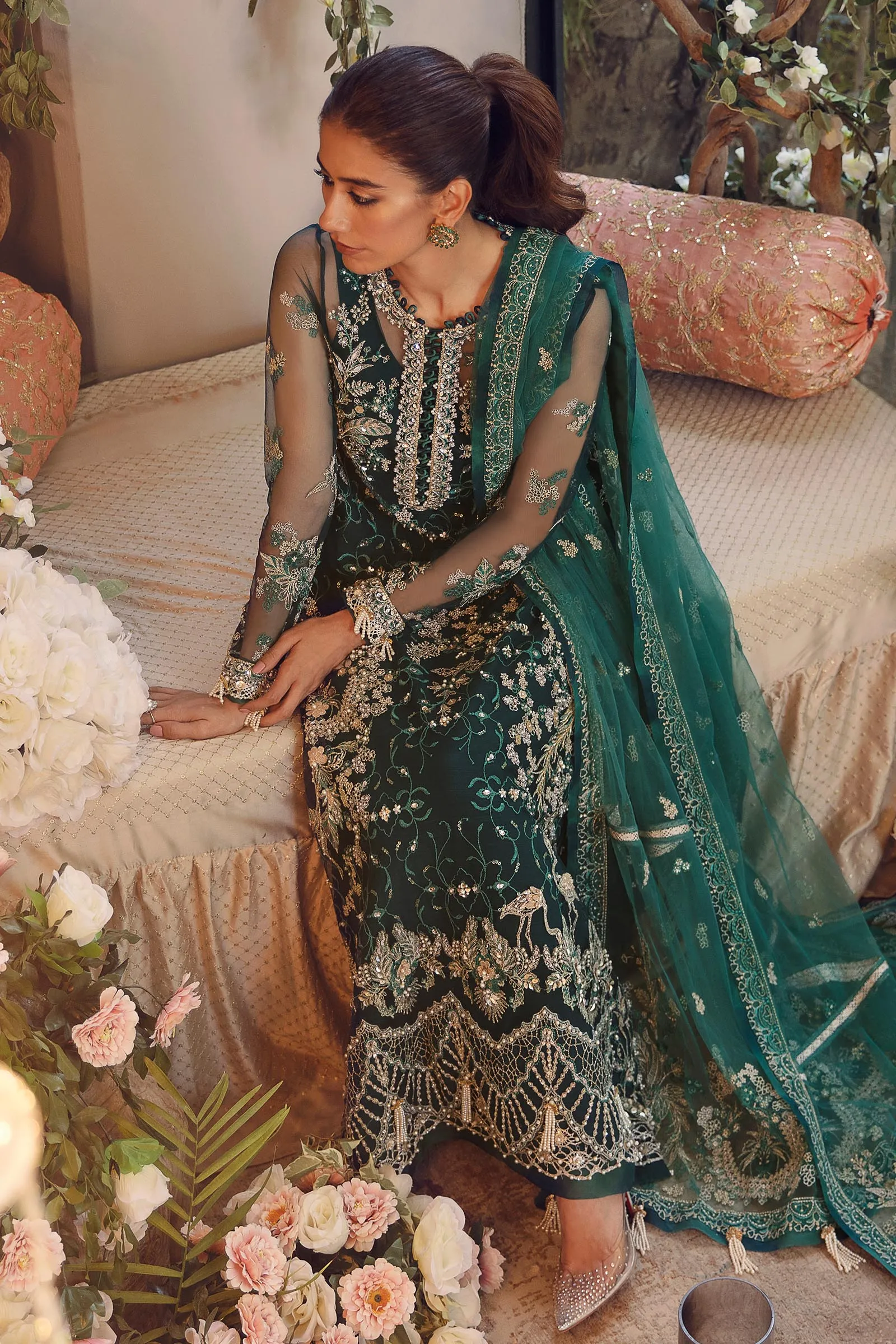 SERVAH (ZRW-20741) | Zaha Gossamer RTW Collection 2022 | Stitched Embellished Suits