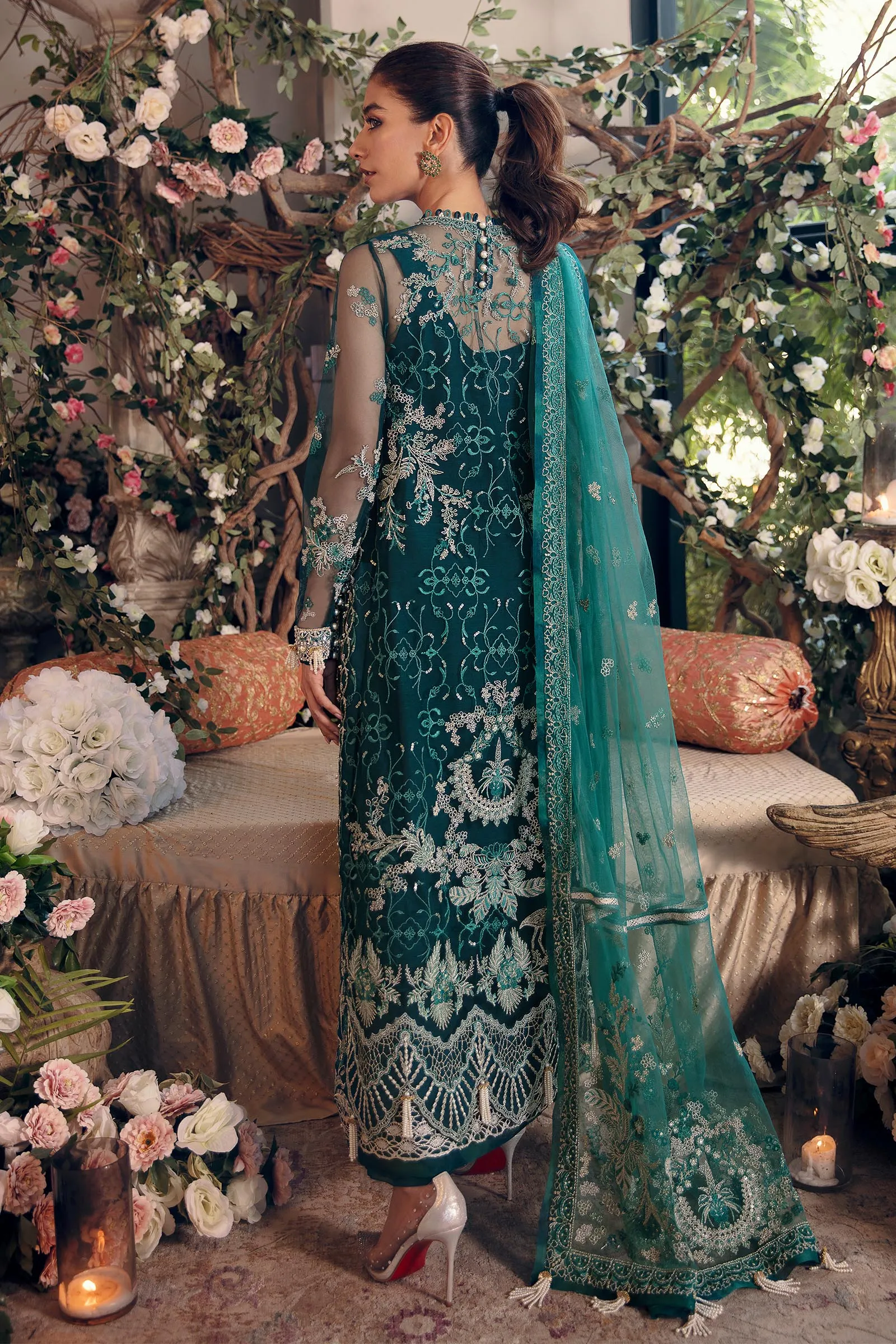 SERVAH (ZRW-20741) | Zaha Gossamer RTW Collection 2022 | Stitched Embellished Suits