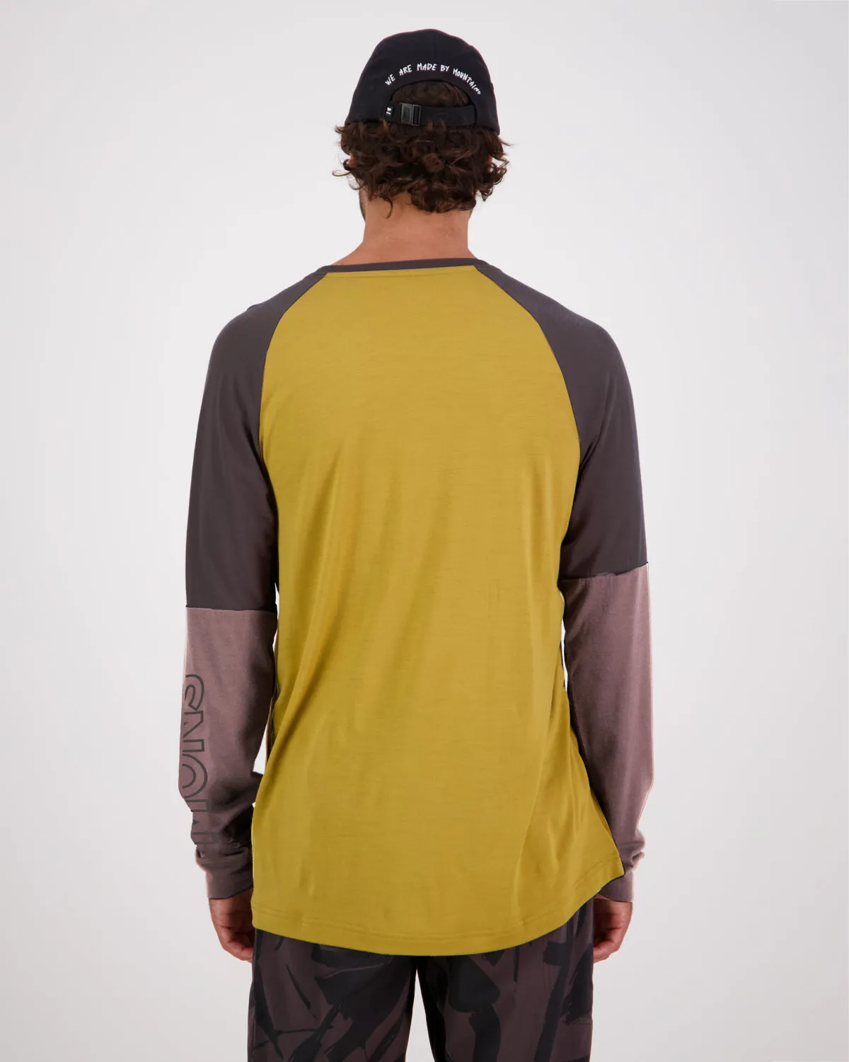 Tarn Merino Bike Wind Jersey - Cumin Dust