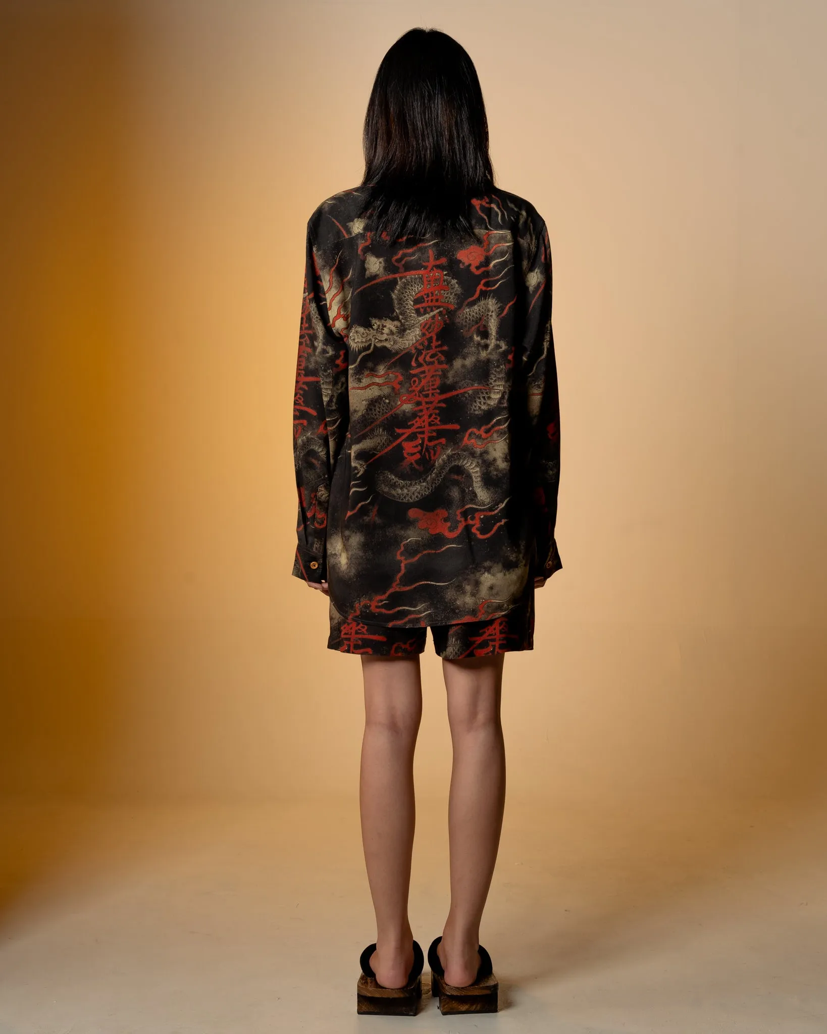 [UNISEX] SHANE TAN X LOCO MOSQUITO "DAIMOKU DRAGON" SHORTS