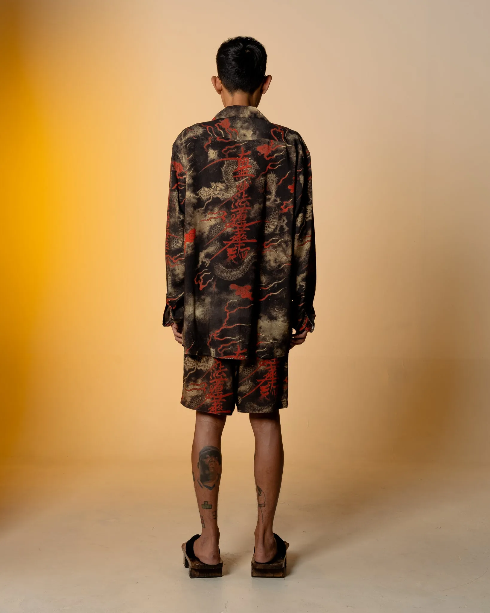 [UNISEX] SHANE TAN X LOCO MOSQUITO "DAIMOKU DRAGON" SHORTS